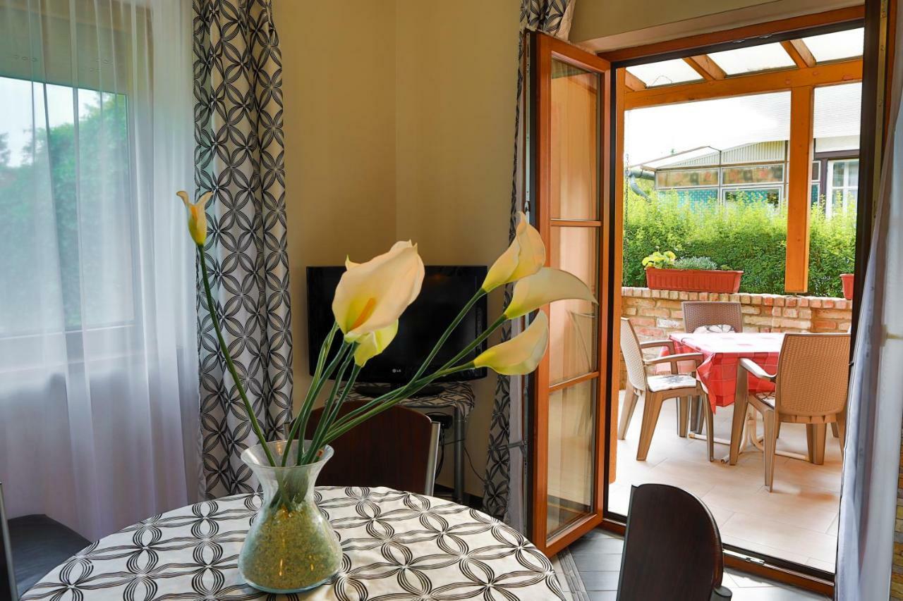 Balaton Apartman Балатонмариафюрдё Экстерьер фото