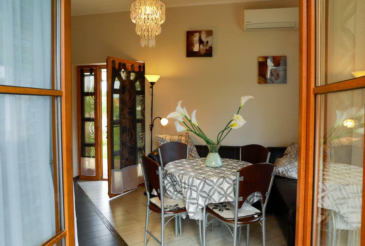 Balaton Apartman Балатонмариафюрдё Экстерьер фото